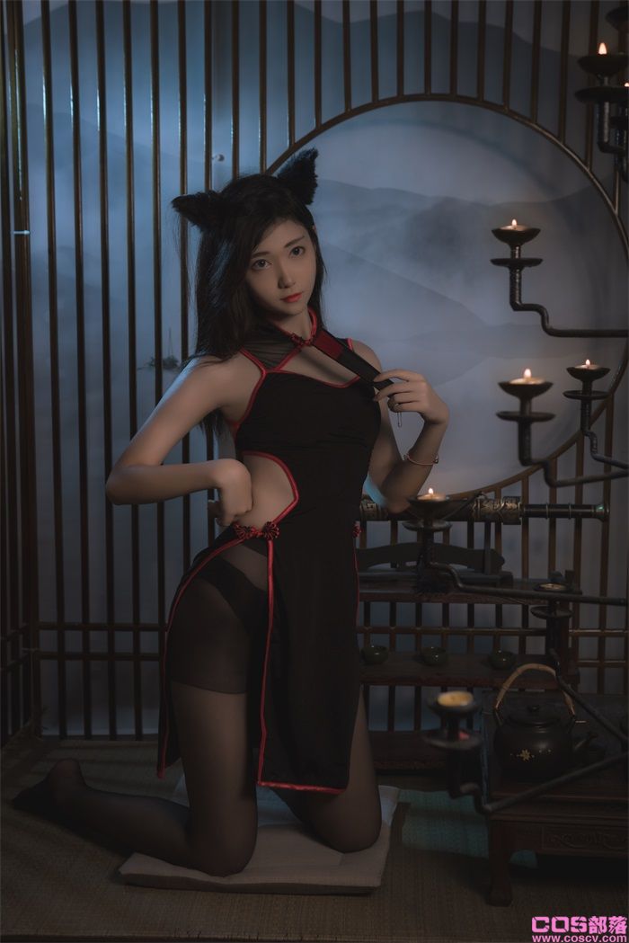 微博红人动漫Coser@南桃Momoko 黑旗袍.福利向【25P/33.1MB】(图2)