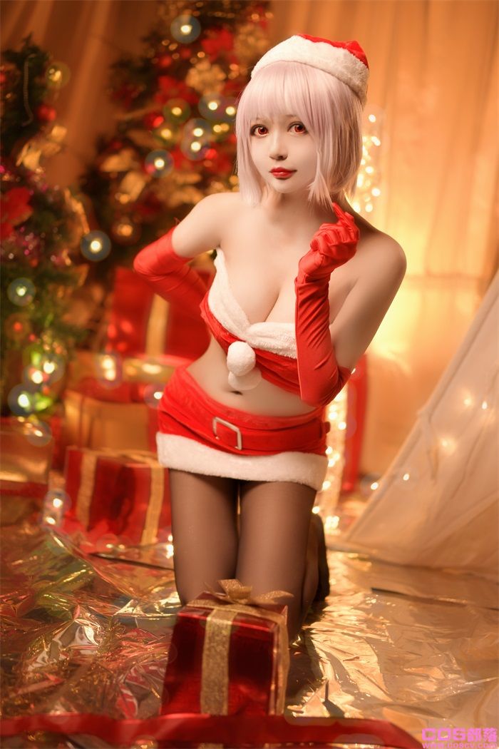 人气动漫Coser@Shika小鹿鹿 圣诞六花【10P/103MB】(图2)