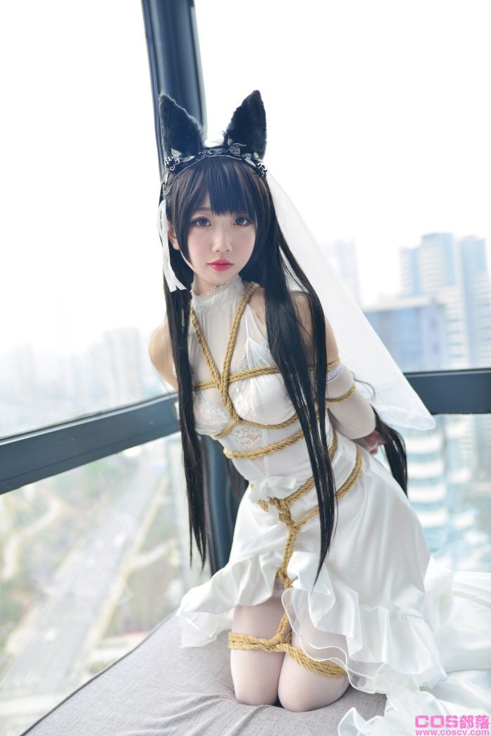 网紅Coser@雪琪-爱宕婚纱【38P/366MB】(图2)