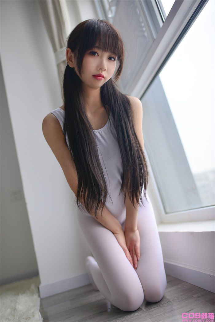网紅Coser@雪琪 - 双马尾体操服【25P/228MB】(图3)