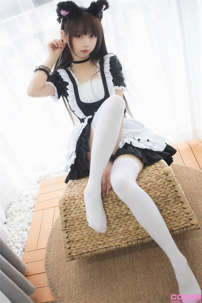网紅Coser@雪琪 - 雪琪女仆普通版【30P/67.8MB】(图3)