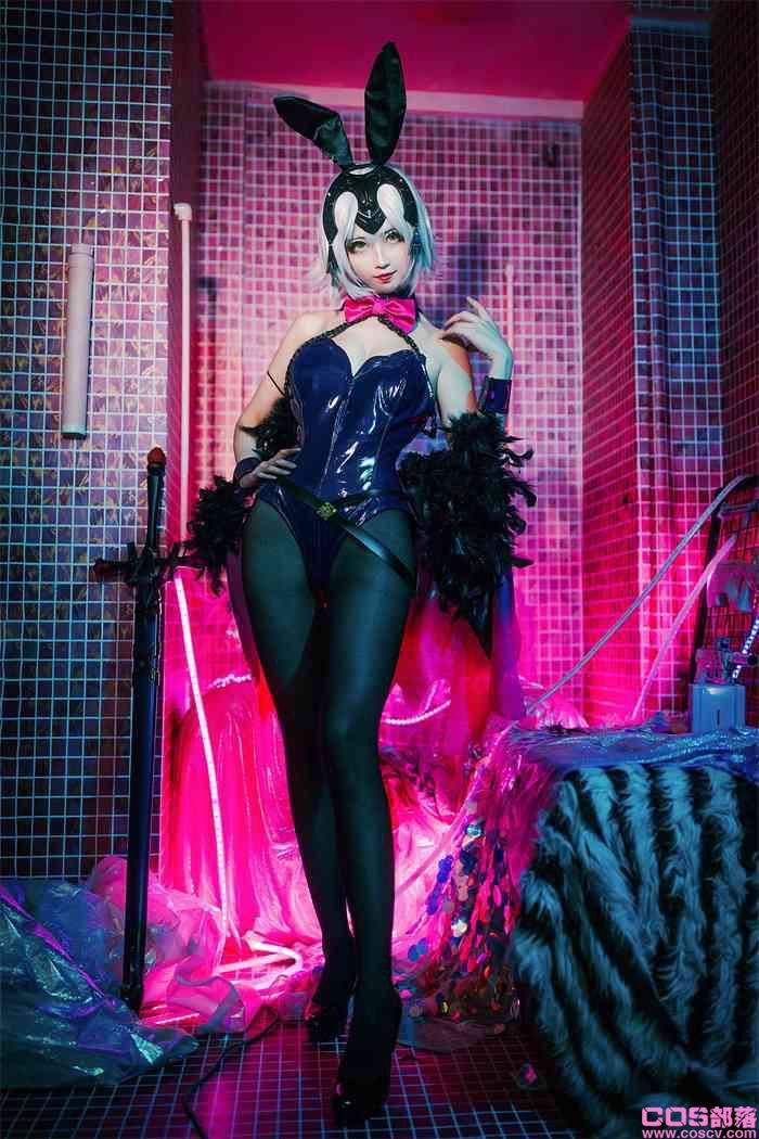 知名动漫Coser@rioko凉凉子 兔女郎【13P/154MB】(图4)