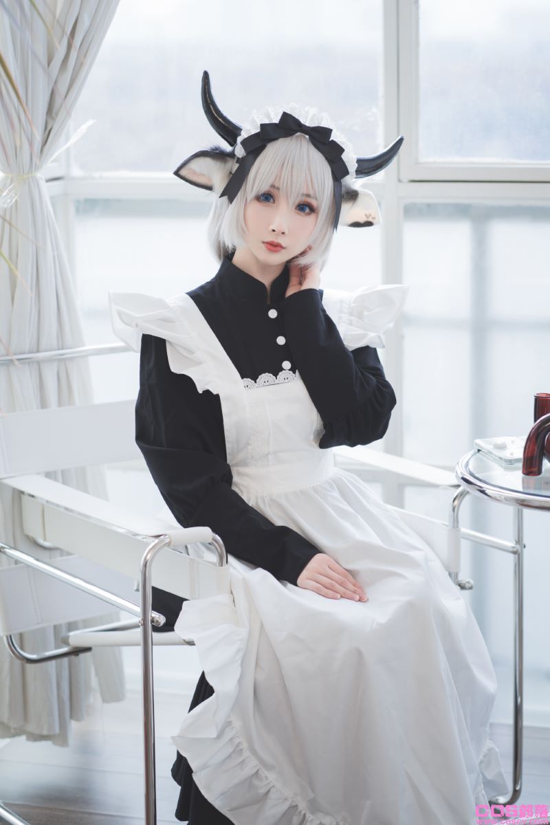 知名动漫Coser@rioko凉凉子 贴心的牛奶女仆【45P/465MB】(图3)