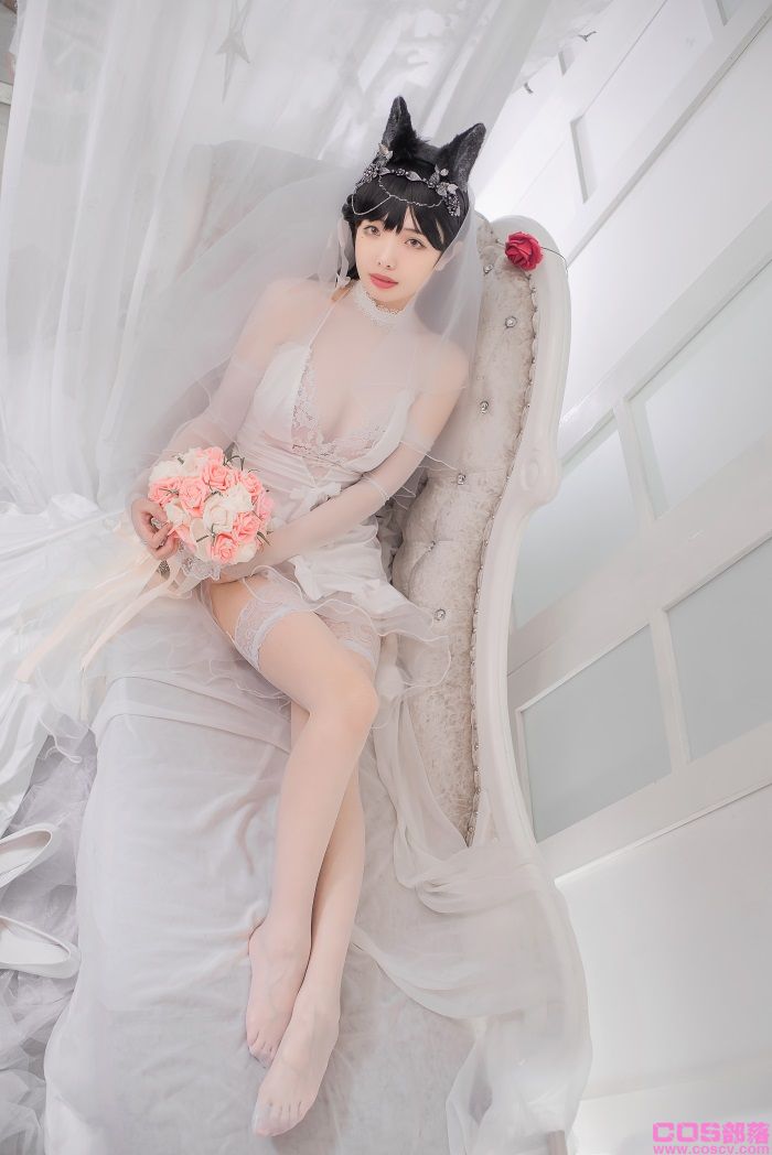 微博红人Coser@雯妹不讲道理 爱宕花嫁【32P/282MB】(图3)
