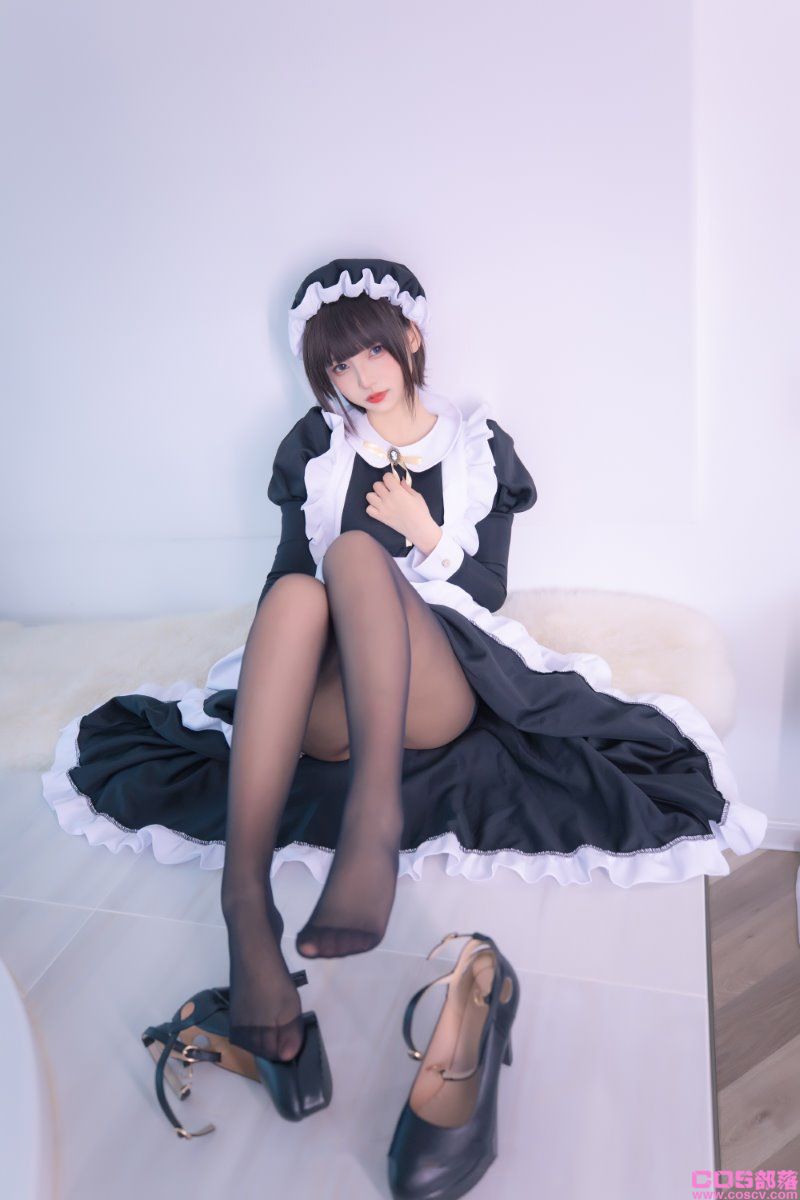 神楽坂真冬 -女仆主题《愛のラビリンス2 》【150P/2V/604MB】(图1)
