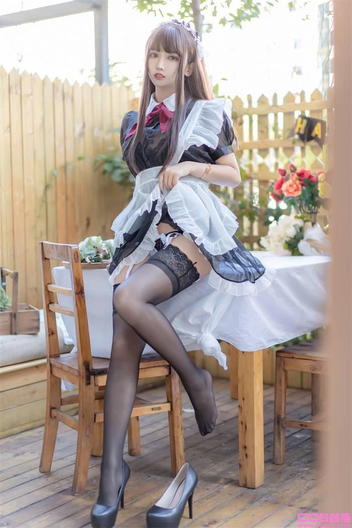 微博妹纸@过期米线线喵-女仆【49P/69MB】(图3)