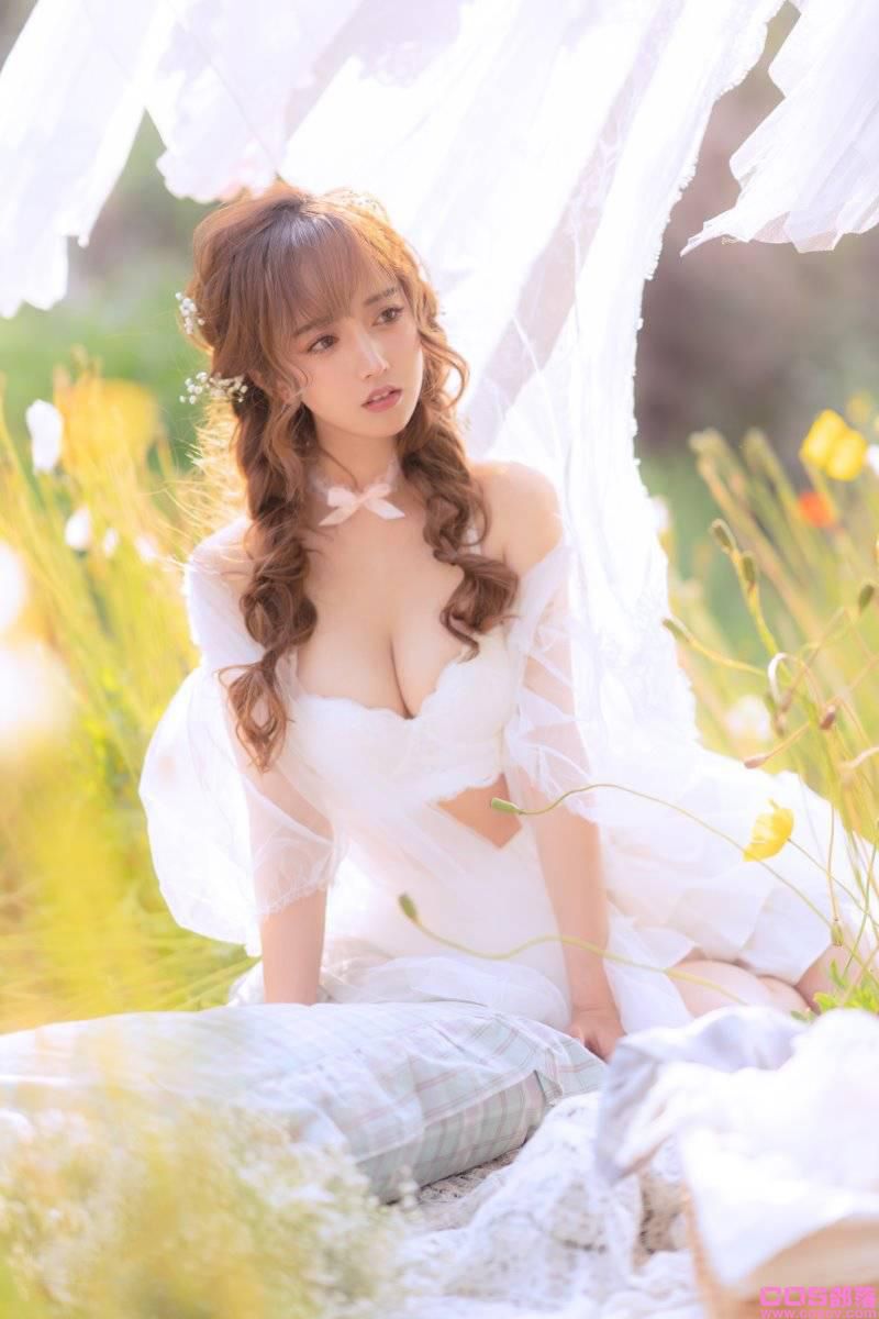 微博妹字@过期米线线喵 夏日限定 晒衣服【41P/68MB】(图4)
