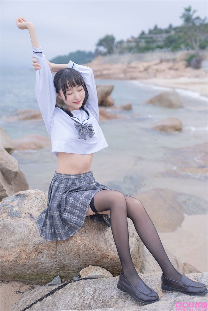 网紅Coser@木绵绵OwO - 海边JK【40P/37MB】(图3)