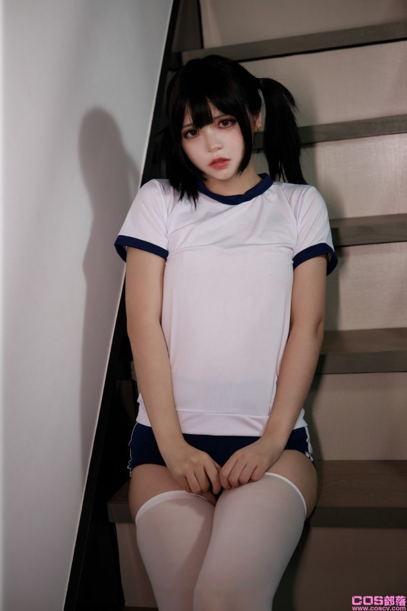 网紅Coser@疯猫ss 白色情人节福袋 体操服【40P/708MB】(图2)
