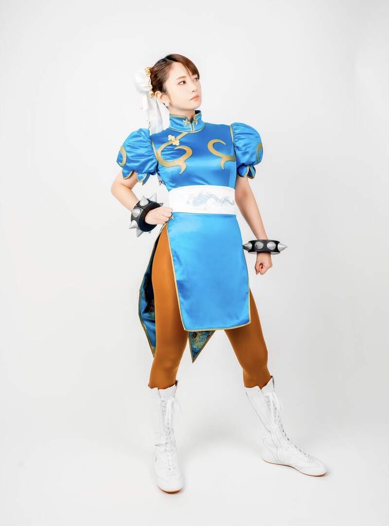 《2022春丽生诞祭》正妹cos经典打扮，这套服装我超级可以(图8)