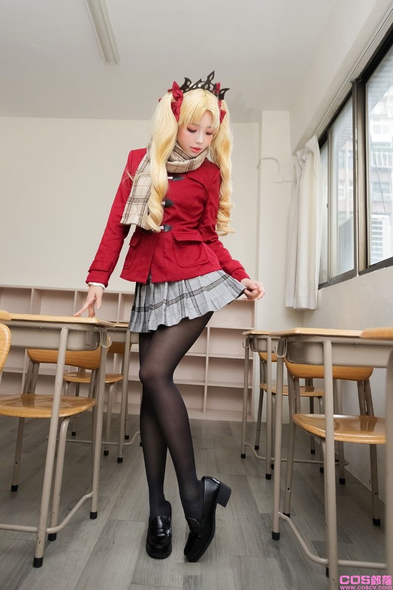 台湾Coser@ElyEE子 远坂凛 jk【57P/9V/310MB】(图3)