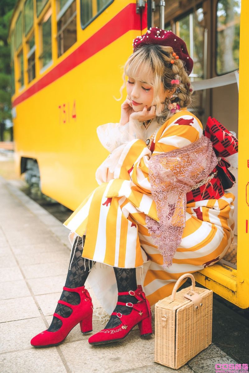 台湾Coser@ElyEE子 Retro Kimono II【62P/282MB】(图2)
