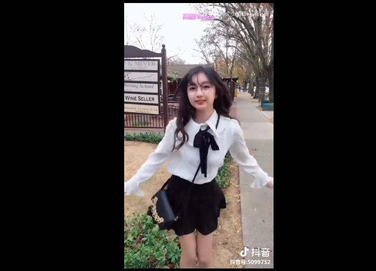 如何看待“网红高赫regina跳舞视频”一事？ 是谣言！(图2)