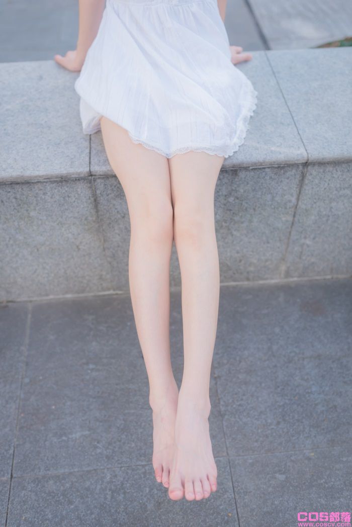 风之领域写真 No.056 草坪上青纯的学妹【50P/229MB】(图4)