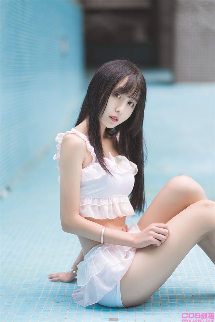 风之领域写真 No.090 泳池里的少女【40P/163MB】(图3)