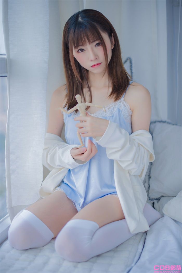 风之领域写真 No.172 迷你吊带睡衣【70P/185MB】(图2)