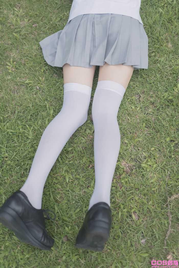 风之领域写真 No.190 踏青的美丝少女【50P/464MB】(图3)