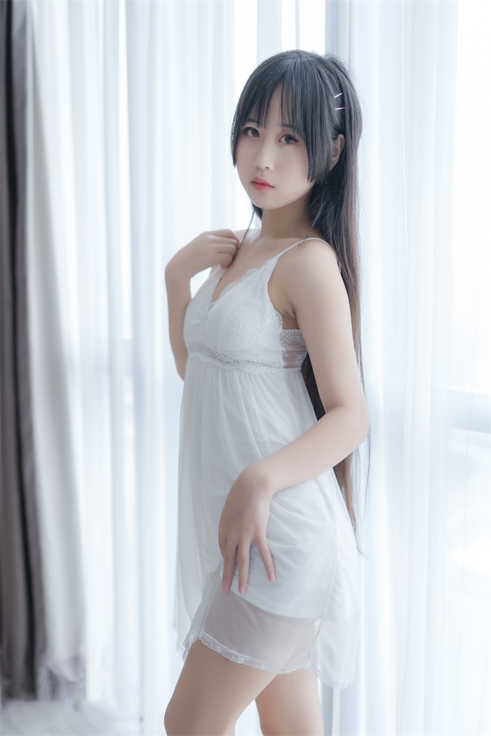 微博网紅妹纸@萌芽儿o0 - 白色私房【44P/159MB】(图4)