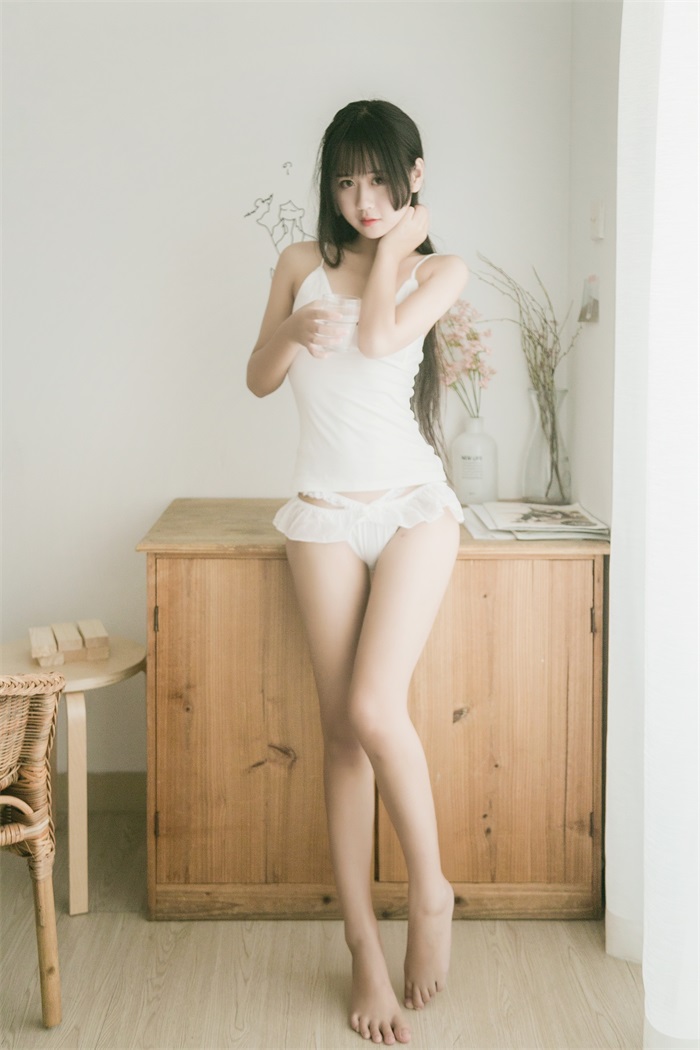 微博网紅妹纸@萌芽儿o0 民宿【20P/90MB】(图3)