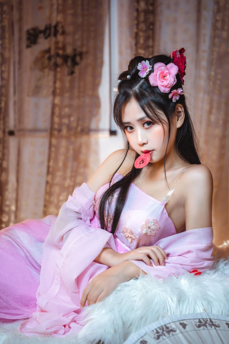 微博网紅妹纸@萌芽儿o0 古装 大象套套【20P/255MB】(图2)