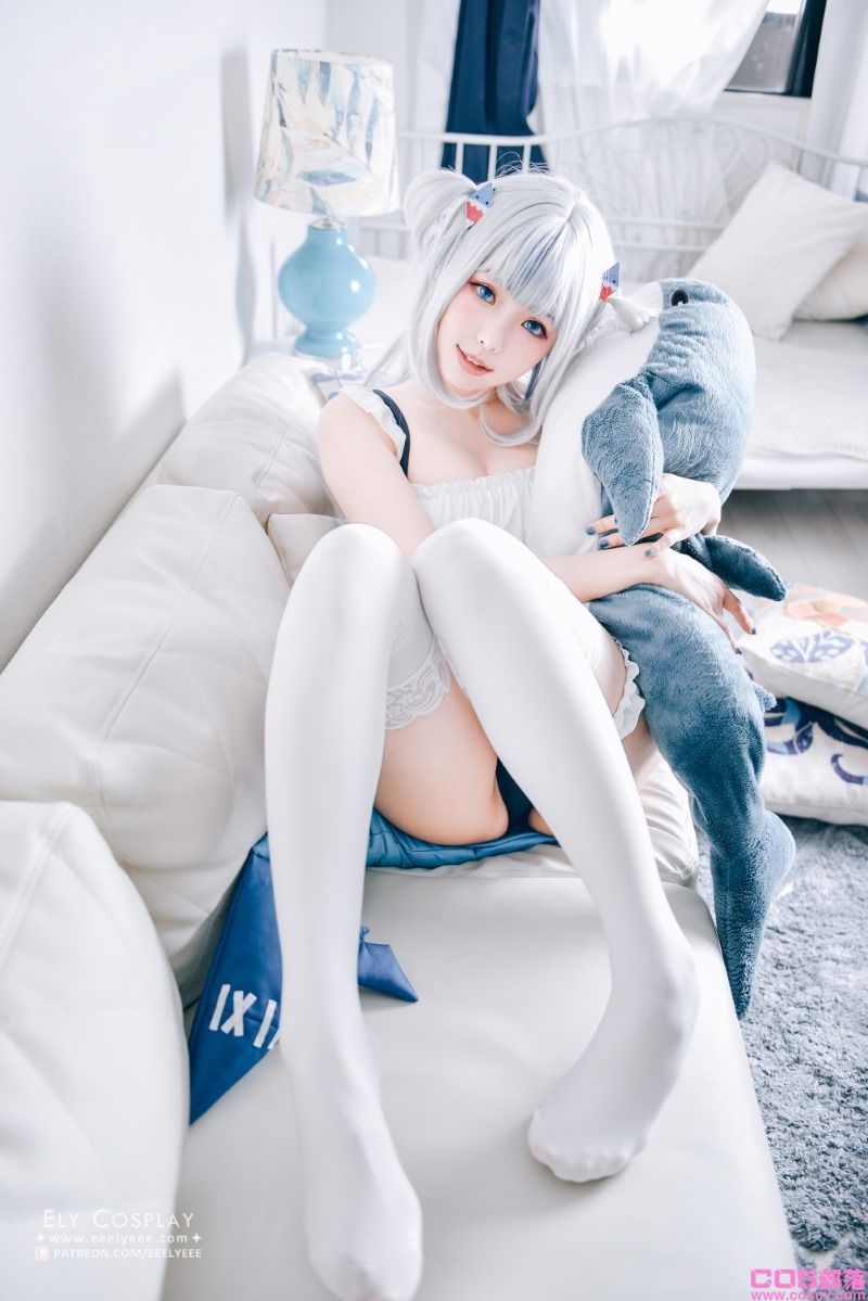 台湾Coser@ElyEE子 Gura Swimsuit【19P/19MB】(图2)