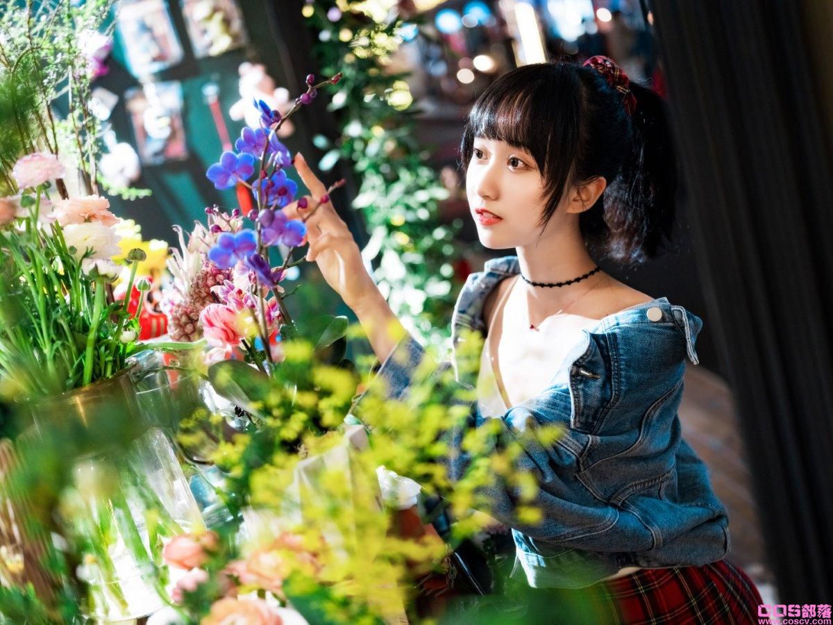 网紅Coser@木绵绵OwO 都市夜恋【26P/2.01G】(图4)