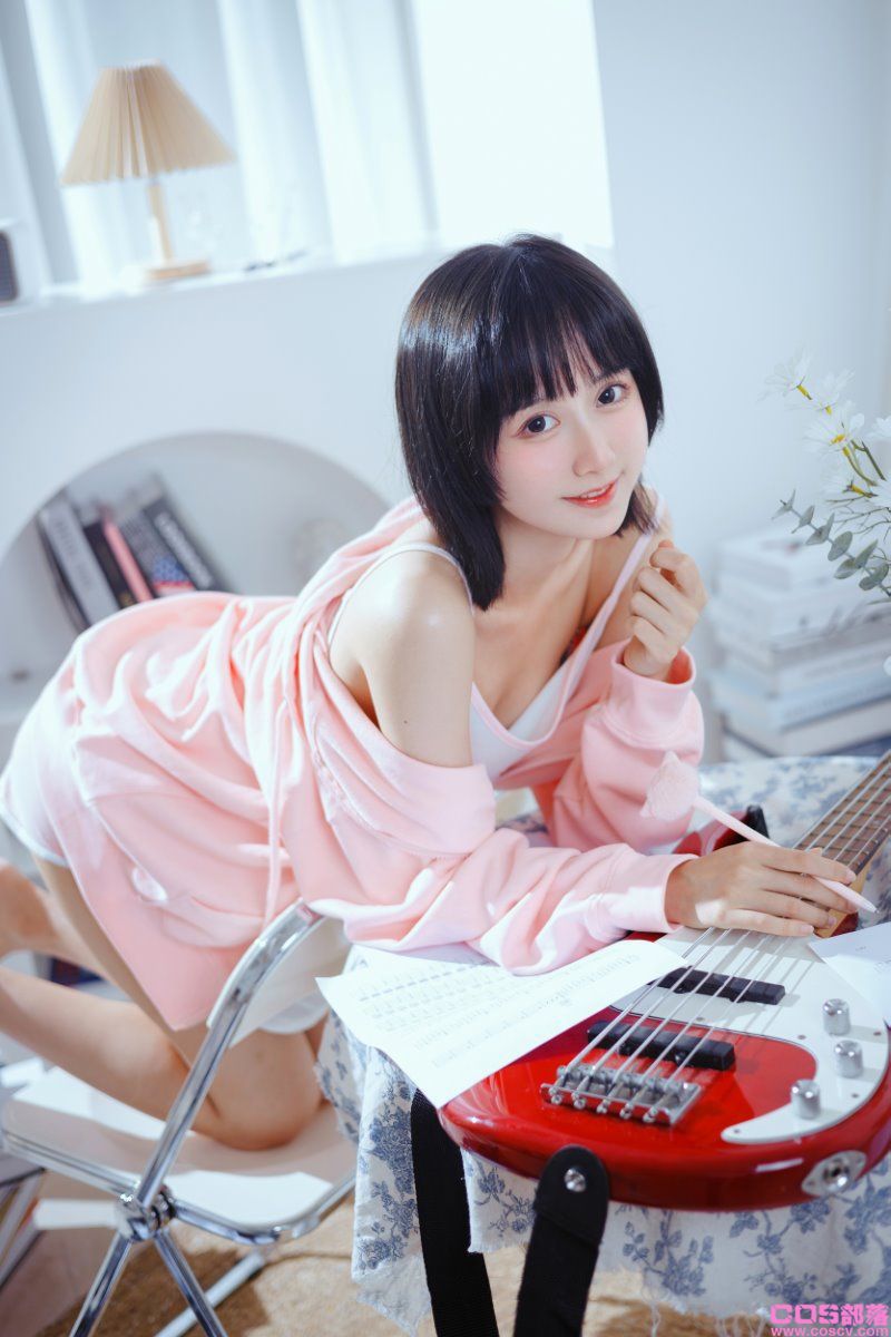 网紅Coser@木绵绵OwO 贝斯与妹妹【53P/403MB】(图2)