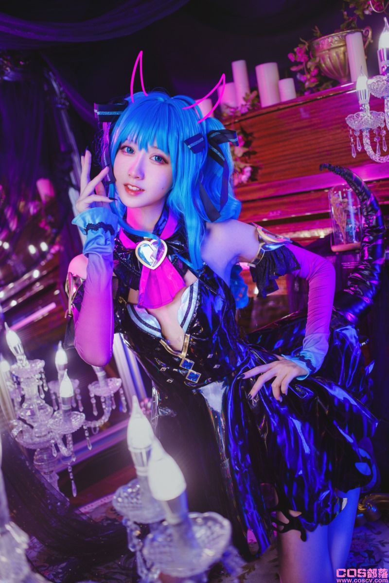 网紅Coser@木绵绵OwO miku小恶魔【19P/221MB】(图2)