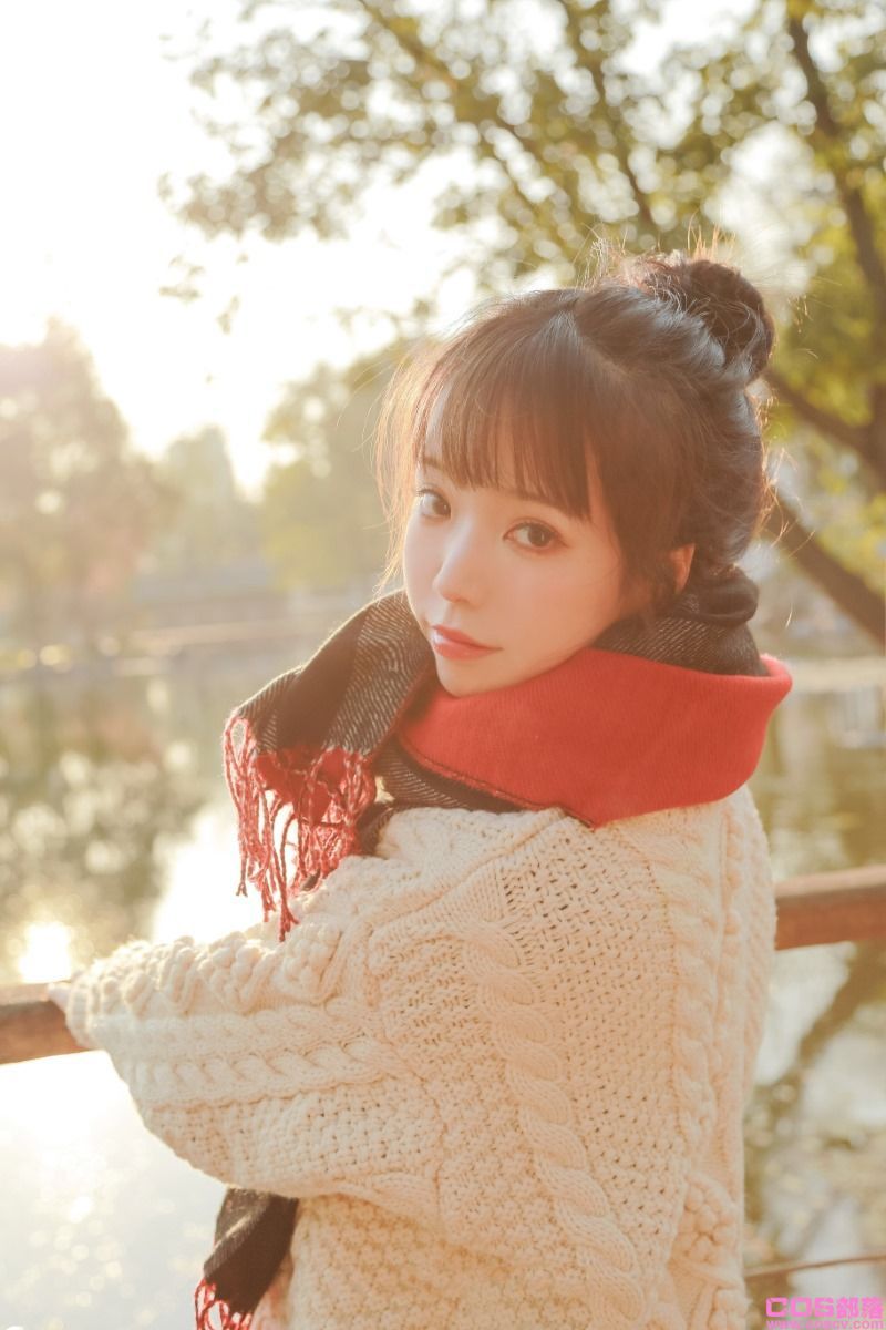 微博妹纸@Fushii_海堂 秋日女友【18P/99MB】(图4)