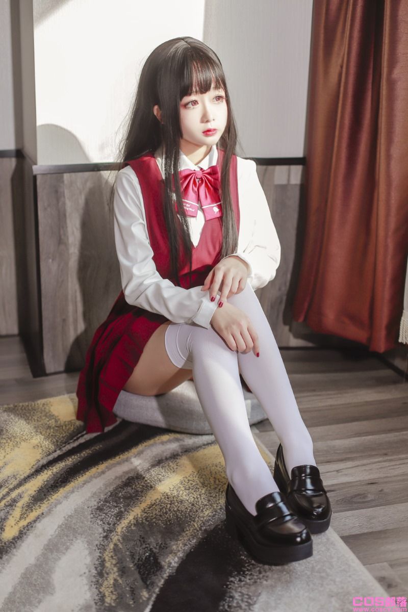 人气动漫博主@日奈娇 JK少女红裙【28P/276MB】(图2)