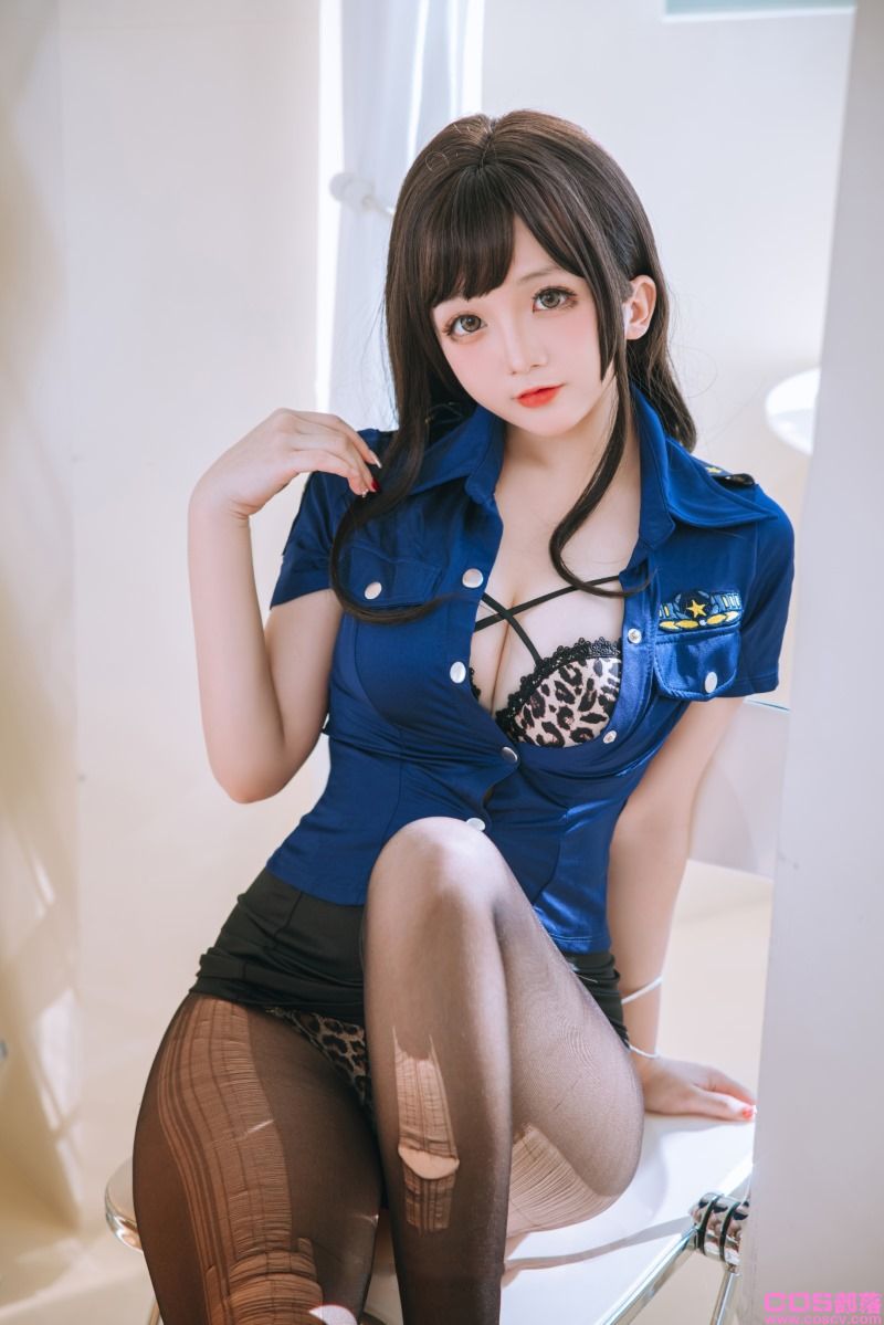 人气动漫博主@日奈娇 豹纹女警【112P/1.38G】(图2)