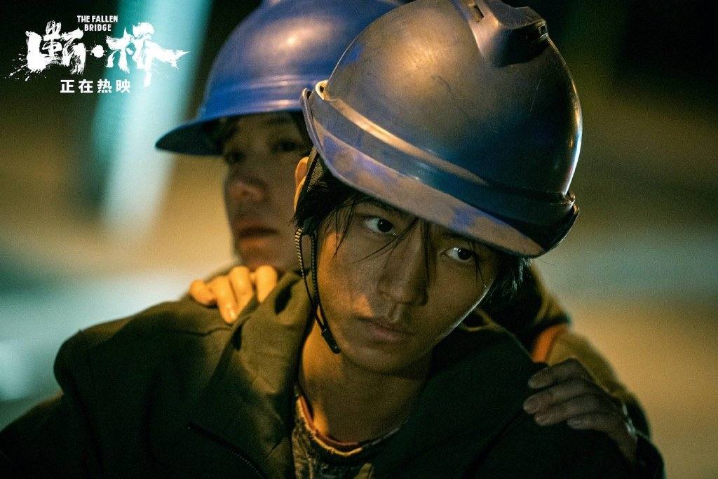 《断桥》中诠释的血性男儿的王俊凯为什么不火了？(图2)