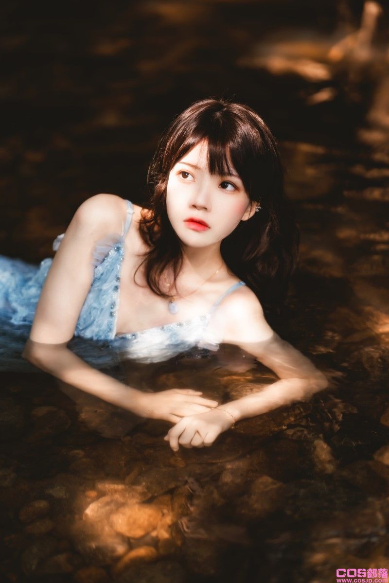 人气Coser@桜桃喵 沉溺 [19P/374MB](图2)
