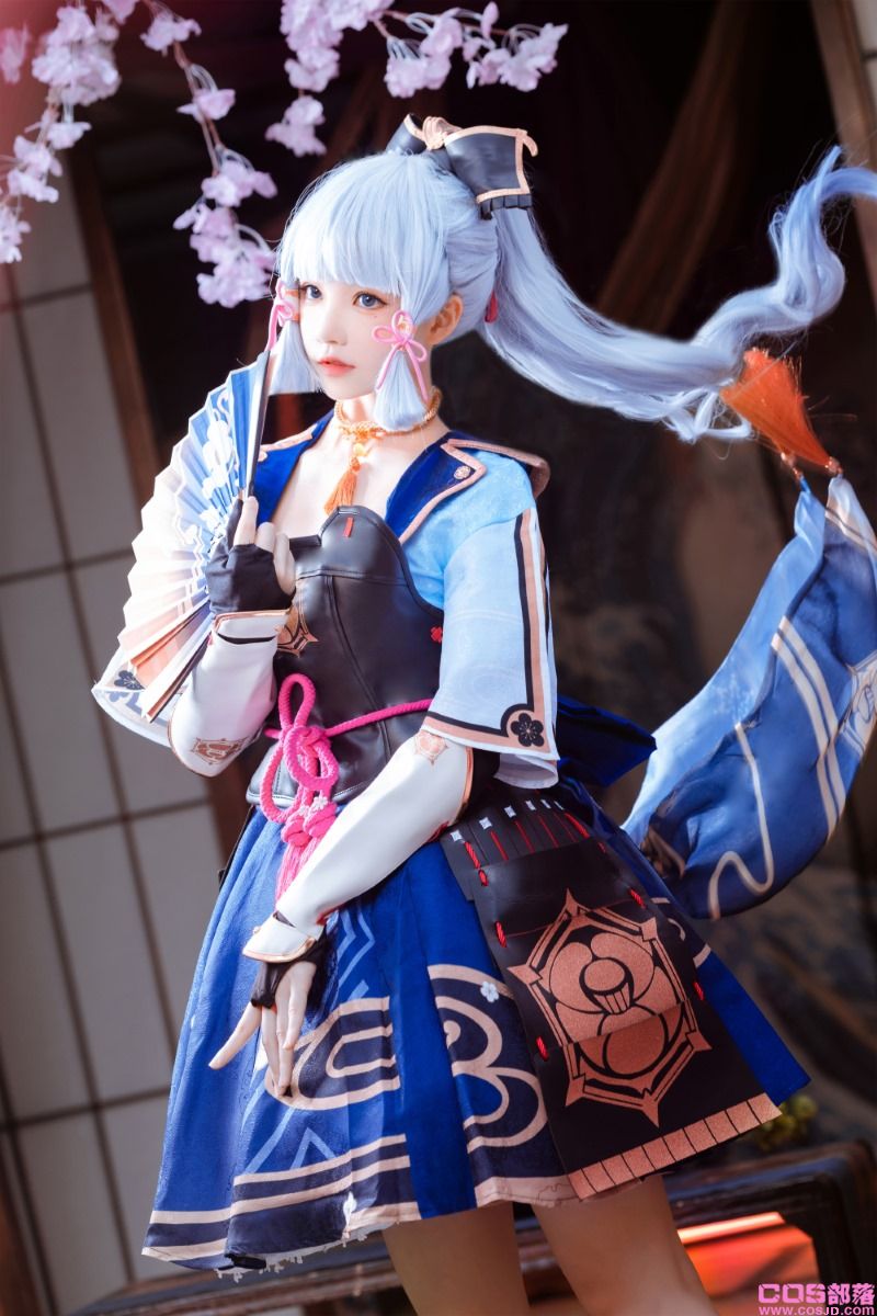 人气Coser@桜桃喵 神里绫华 [34P/483MB](图4)