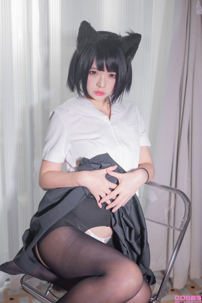 网紅Coser@疯猫ss 2022夏日限定B本 制服本 [20P/1V/325MB](图4)