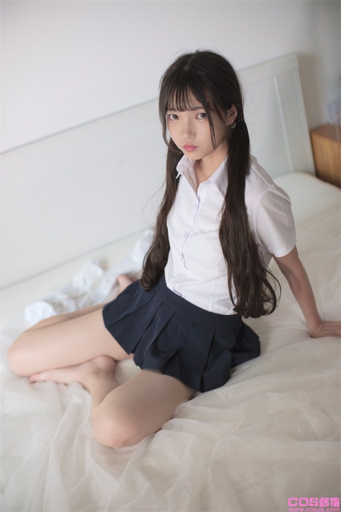 森萝财团写真 X系列 X-034 [83P/1V/1.92G](图3)