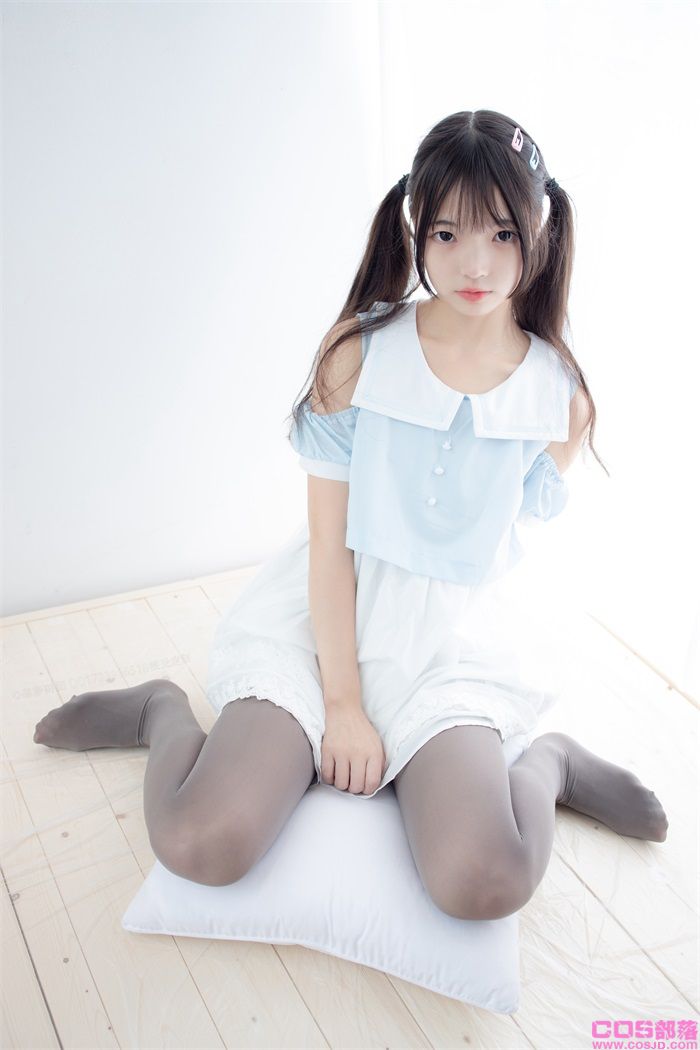 森萝财团写真 X系列 X-054 [86P/1V/2.04G](图3)