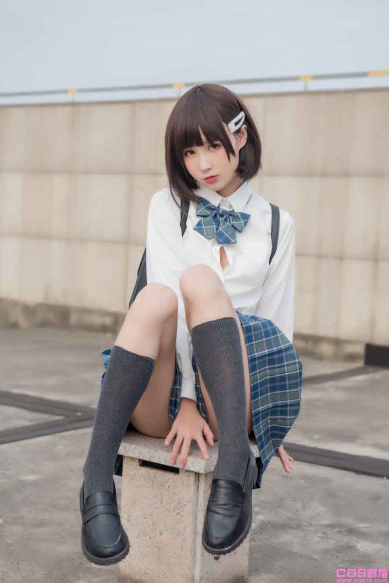 知名动漫博主@西园寺南歌 少女裙底 [22P/147MB](图4)
