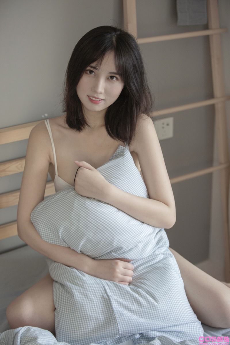 摄影博主@念雪xc 居家系 [35P/342MB](图4)