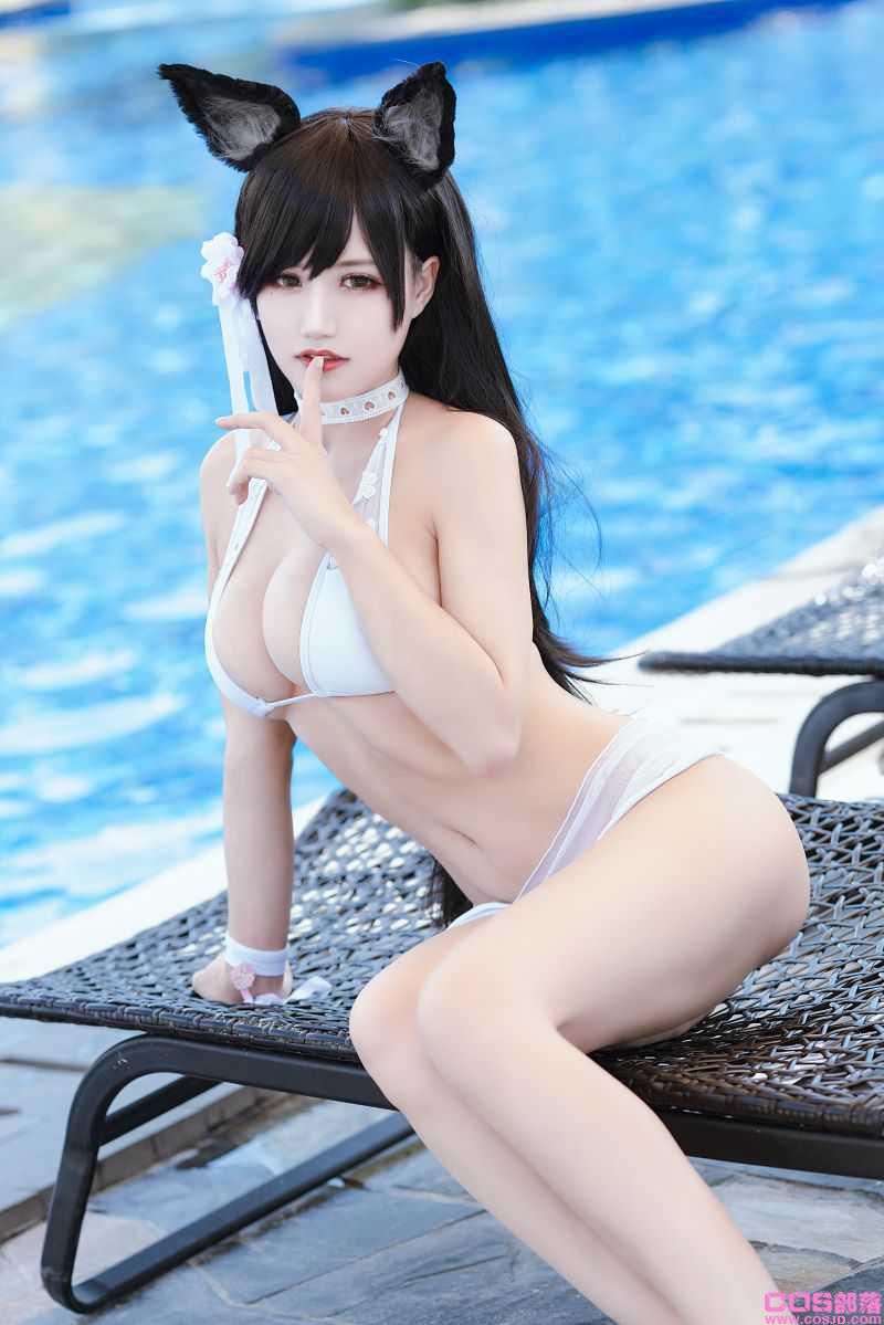 人气Coser@小仓千代 舰长爱宕泳装 [22P/138MB](图1)