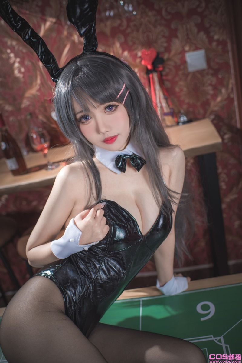 动漫博主@-仙女月- 樱岛麻衣兔女郎 [33P/283MB](图1)