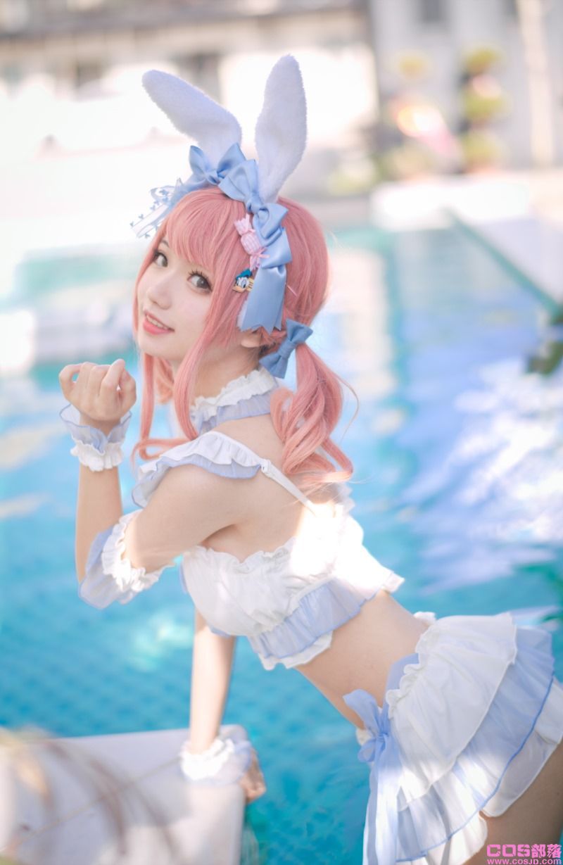 动漫博主@花柒Hana 夏日甜芯泳装写真 [37P/87MB](图3)