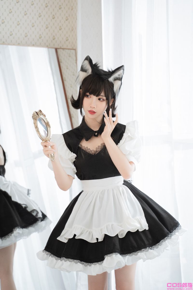 人气动漫Coser@面饼仙儿 开胸女仆 [17P/115MB](图3)