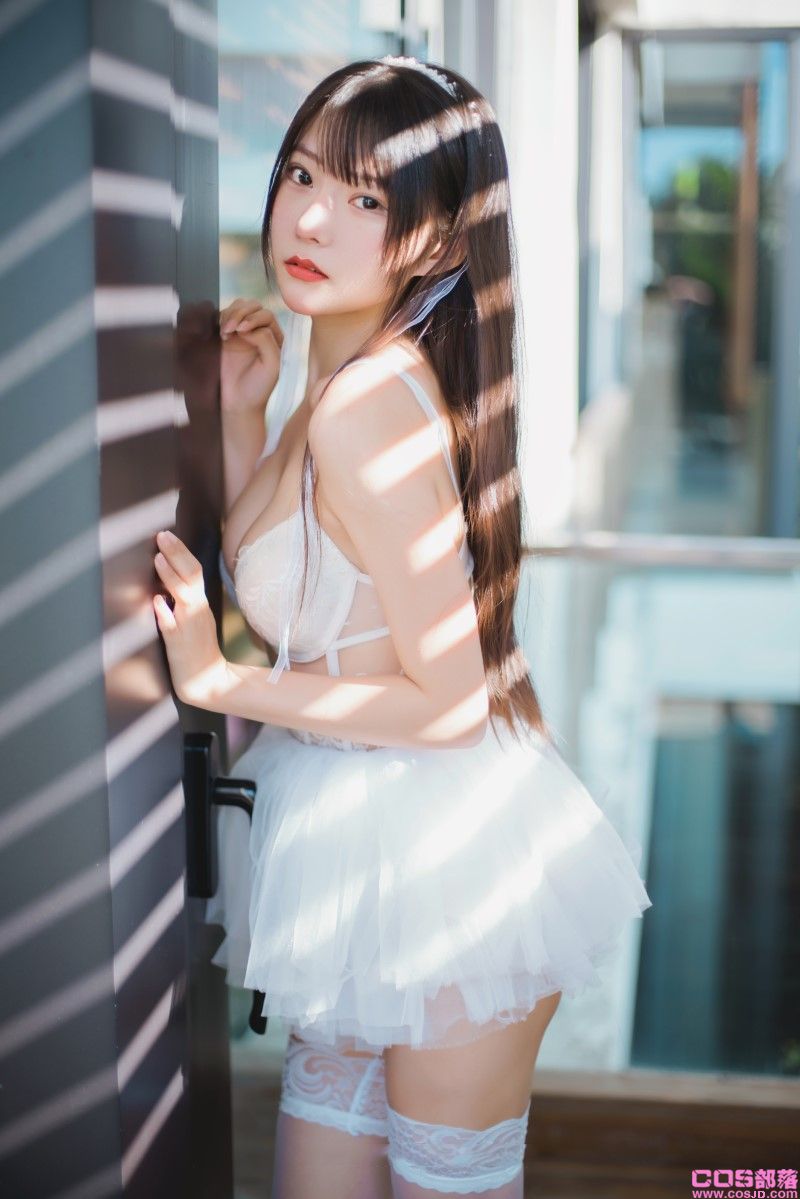 动漫博主@香草喵露露 杨枝甘露 白色纱裙 [48P/1V/1.22GB](图3)