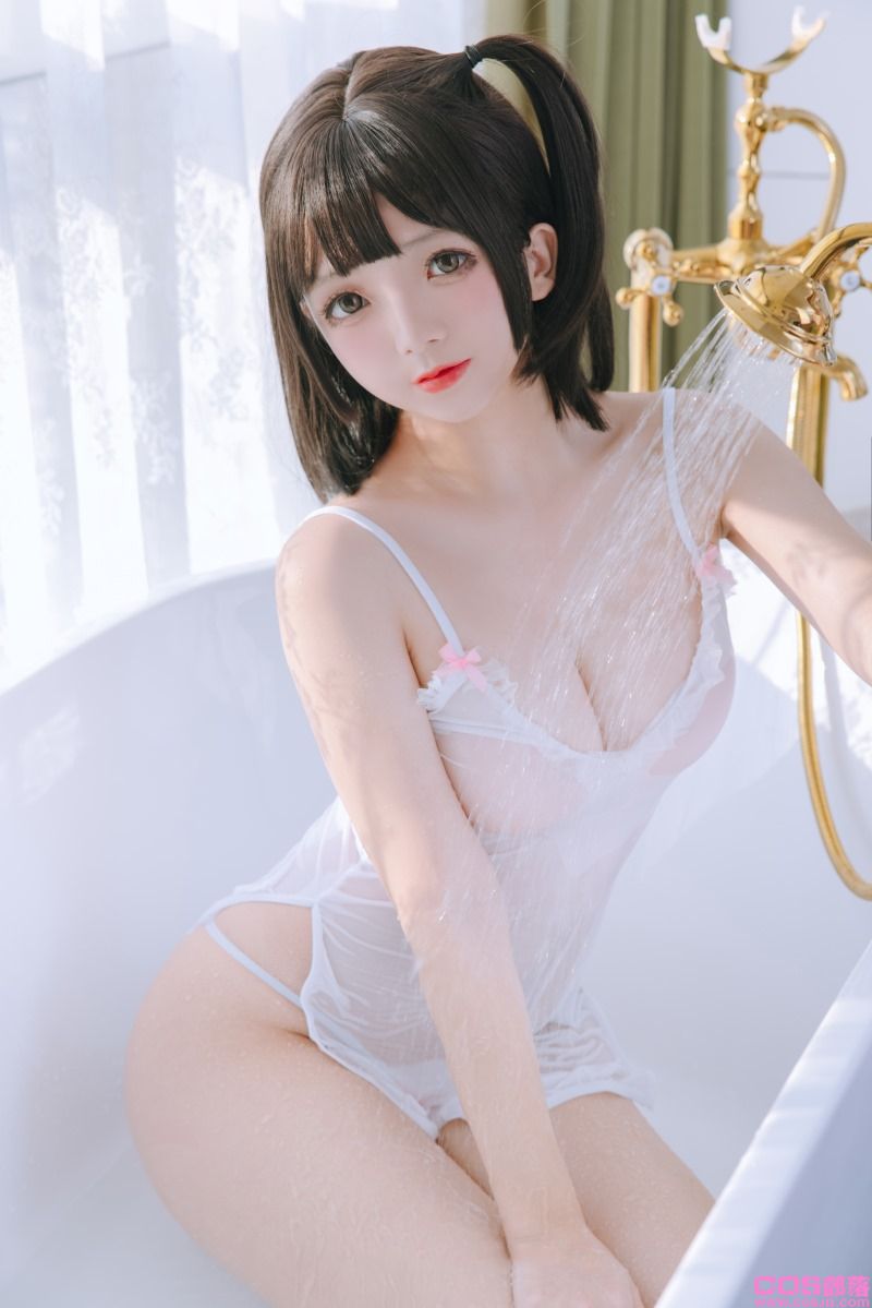 人气动漫博主@日奈娇 湿身小白裙 [97P/1.06GB](图4)