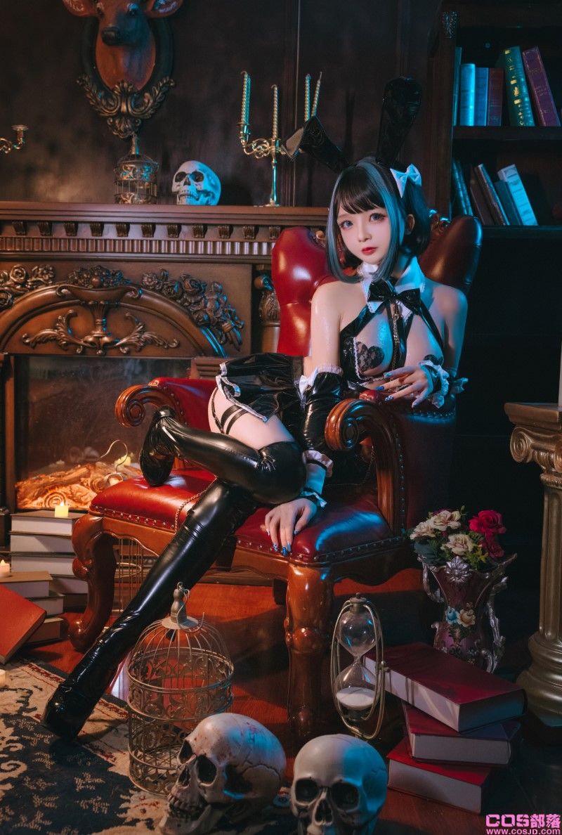 人气动漫博主@日奈娇 恶魔 [42P/1.39G](图2)