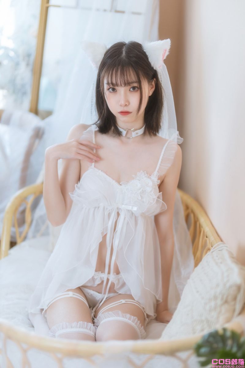 动漫博主@许岚LAN 少女白色裙 [41P/627MB](图2)