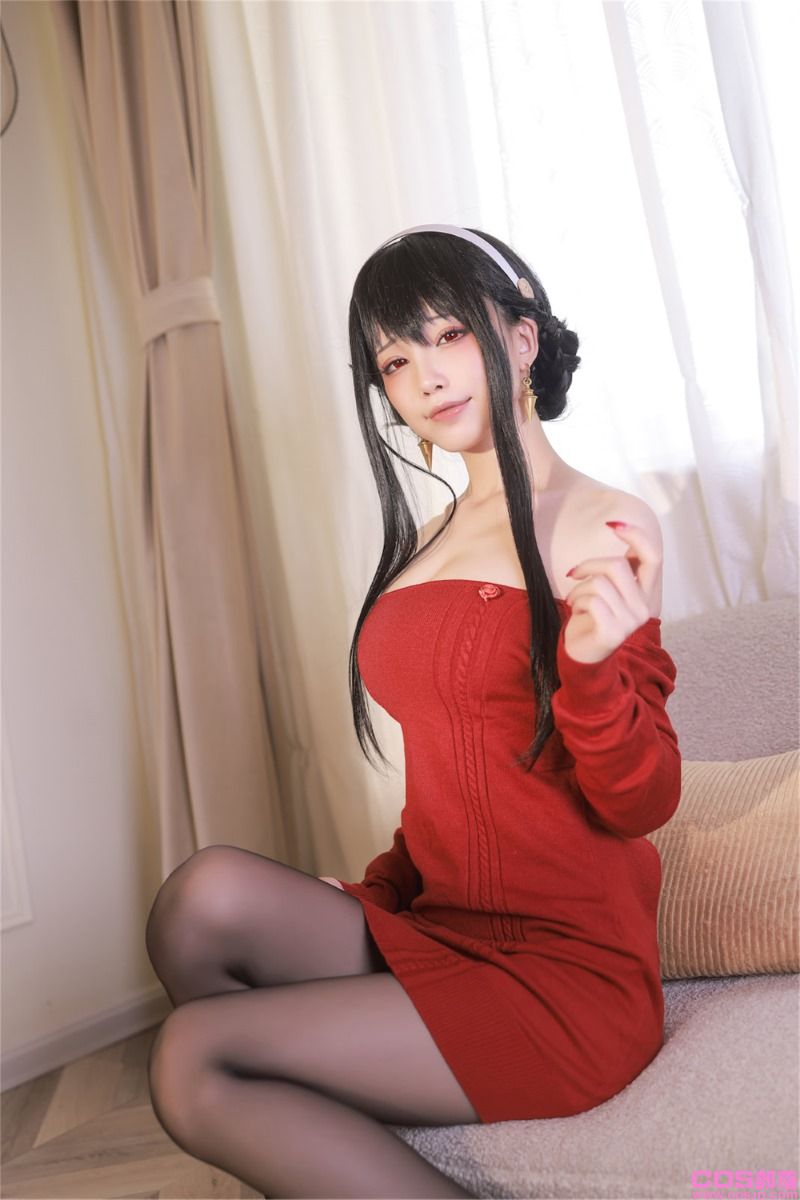 知名动漫博主@水淼aqua 约尔 红毛衣 [68P/77MB](图2)