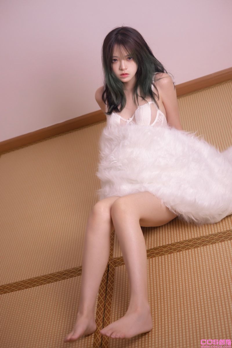 网紅Coser@疯猫ss 2022夏日限定A本 毛绒毯 [20P/352MB](图4)
