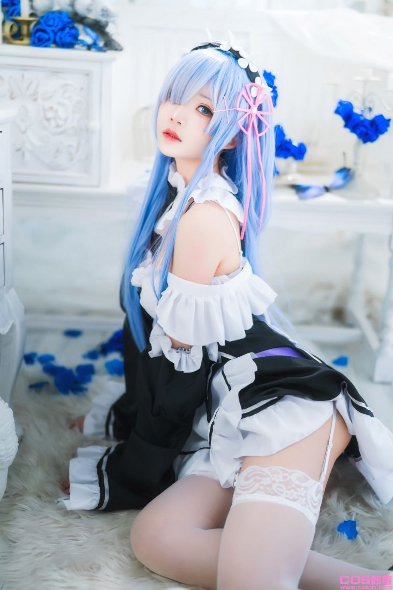 人气Coser@桜桃喵 长发蕾姆01 [45P/685MB](图3)
